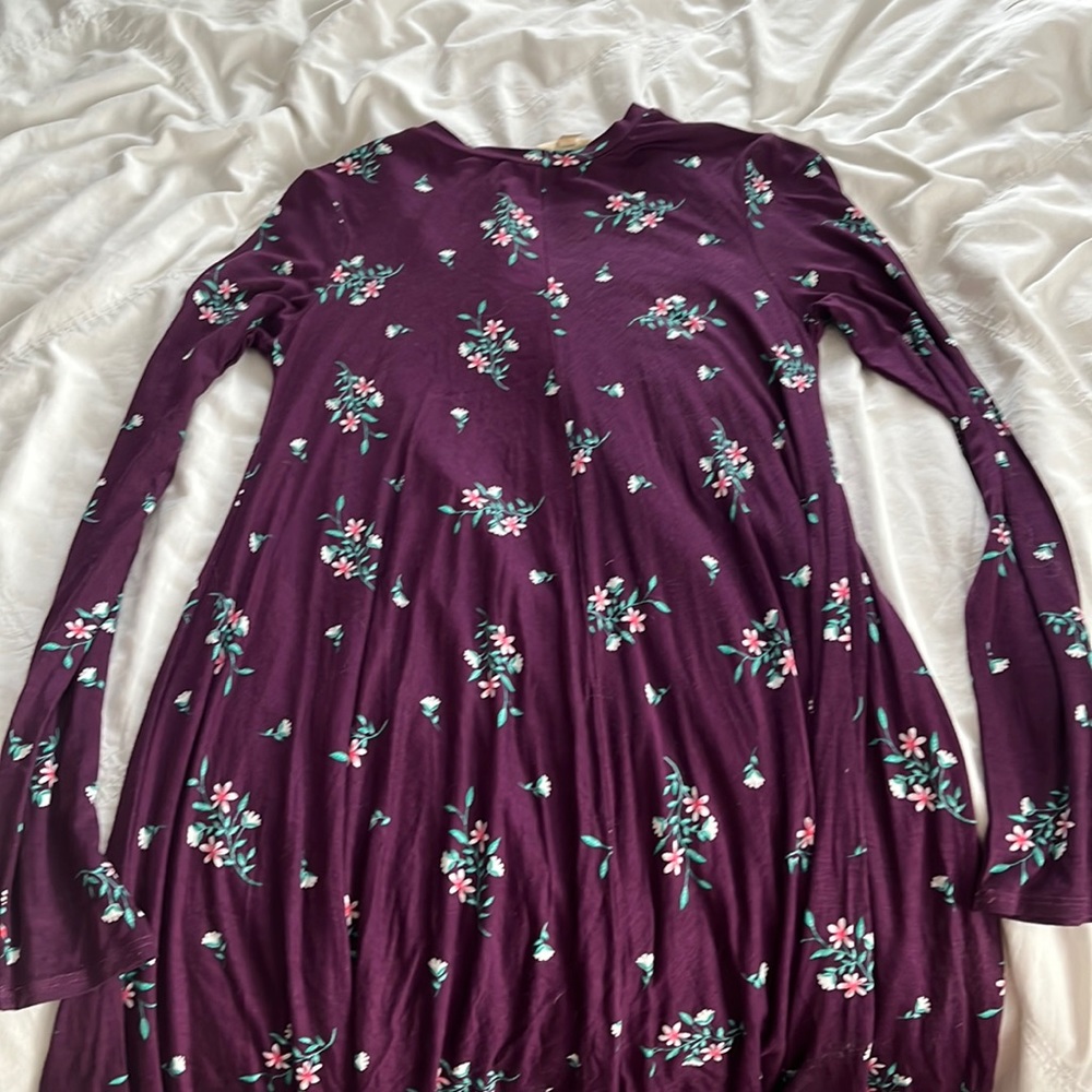 purple/ maroon tucker + tate dress with floral design LX girl